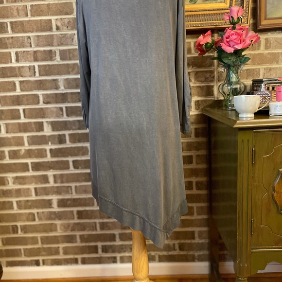 Slate gray Easel asymmetrical tunic - Picture 5 of 11
